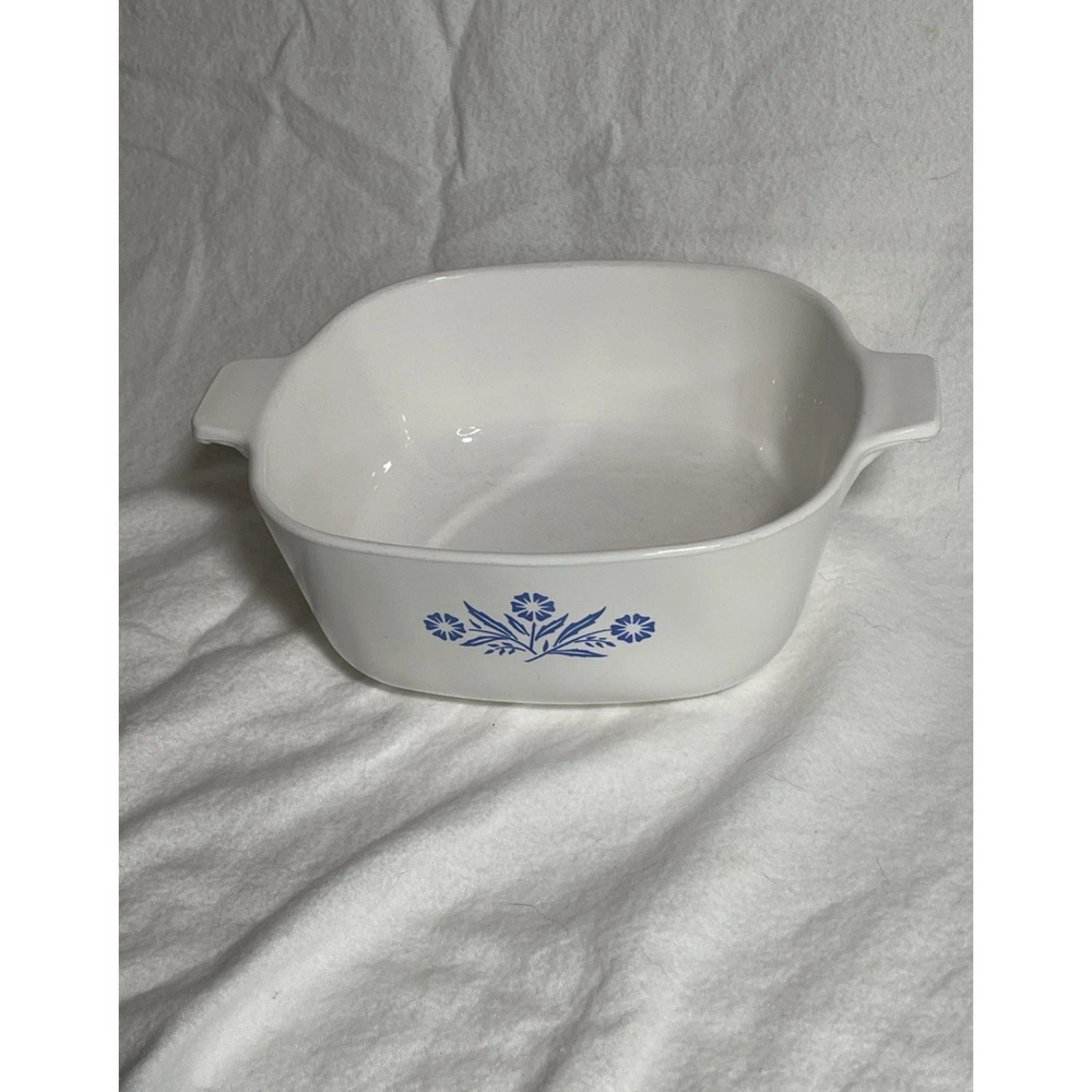 Vintage Blue Cornflower Corning Ware 1-1/2 Qt Casserole Dish P-1 1/2-B NO LID